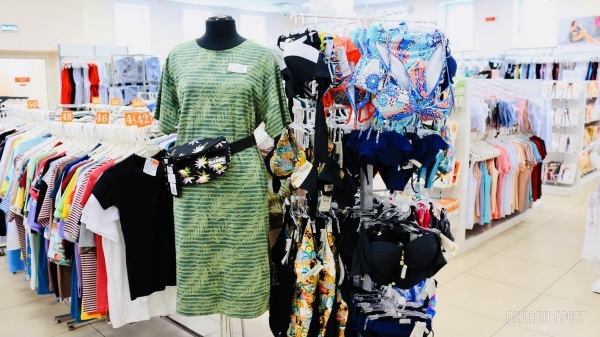 ТРИ ЭТАЖА ТОВАРОВ ДЛЯ ВСЕЙ СЕМЬИ! Детские игрушки и развлечения, канцтовары, женская, мужская, детская одежда и обувь в «Детском мире» на Советской ТРИ ЭТАЖА ТОВАРОВ ДЛЯ ВСЕЙ СЕМЬИ! Детские игрушки и развлечения, канцтовары, женская, мужская, детская одежда и обувь в «Детском мире» на Советской