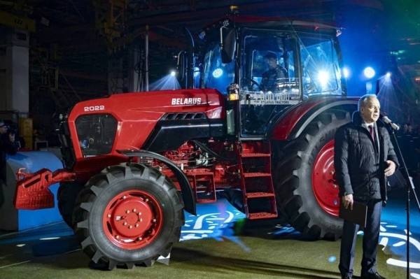 Юбилейные «Беларусы» как вехи истории – что мы знаем об этих тракторах