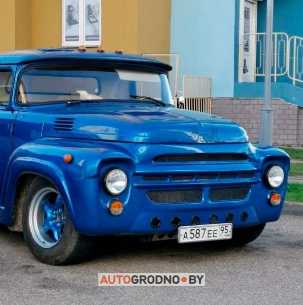 Из Чечни в Беларусь приехал уникальный ЗИЛ 130, скрещенный с Mercedes W220