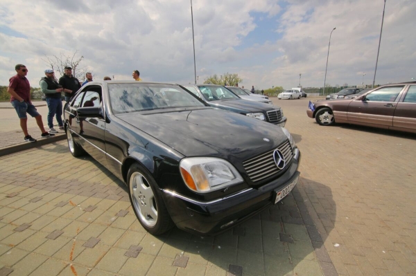 «После $30 000 вложения перестал считать». Пообщались с владельцами старых Mercedes «После $30 000 вложения перестал считать». Пообщались с владельцами старых Mercedes