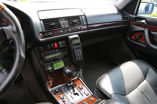 «После $30 000 вложения перестал считать». Пообщались с владельцами старых Mercedes «После $30 000 вложения перестал считать». Пообщались с владельцами старых Mercedes