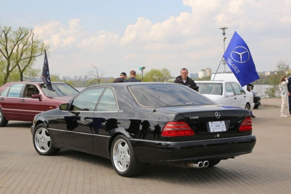 «После $30 000 вложения перестал считать». Пообщались с владельцами старых Mercedes «После $30 000 вложения перестал считать». Пообщались с владельцами старых Mercedes