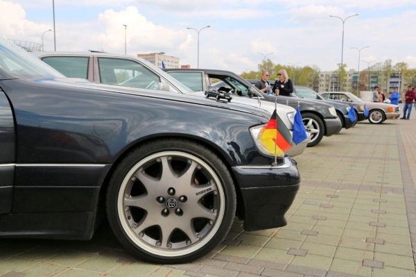 «После $30 000 вложения перестал считать». Пообщались с владельцами старых Mercedes «После $30 000 вложения перестал считать». Пообщались с владельцами старых Mercedes