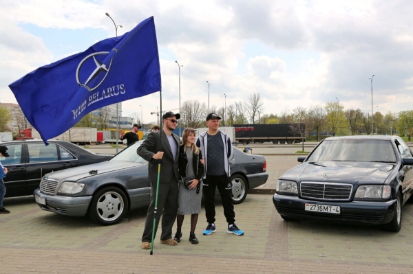 «После $30 000 вложения перестал считать». Пообщались с владельцами старых Mercedes «После $30 000 вложения перестал считать». Пообщались с владельцами старых Mercedes