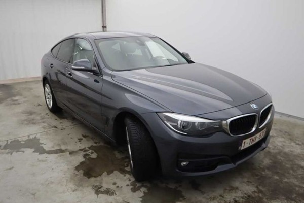 Автоподборщик — об очередной уловке: в объявлениях указывают схожий, но не родной VIN машины Автоподборщик — об очередной уловке: в объявлениях указывают схожий, но не родной VIN машины