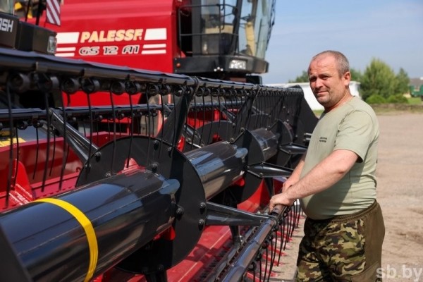 На Брестчине в жатве будут задействованы более 1300 комбайнов, их готовность к уборочной - 90 процентов На Брестчине в жатве будут задействованы более 1300 комбайнов, их готовность к уборочной - 90 процентов