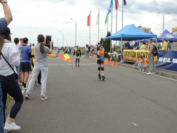 Сегодня на лыжероллерной трассе Брестского гребного канала состоялся Брестский полумарафон на роликовых коньках Сегодня на лыжероллерной трассе Брестского гребного канала состоялся Брестский полумарафон на роликовых коньках