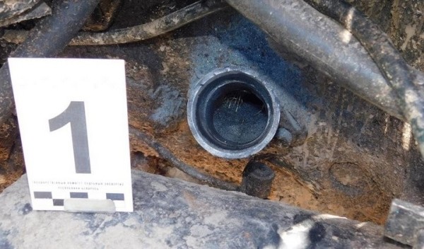 Обиженный пенсионер насыпал наждачной пыли в двигатель чужого трактора, что вывело тот из строя