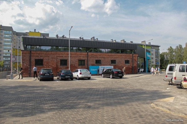 Как сохранить историческое здание, но сделать его современным? Смотрим на примере Бреста