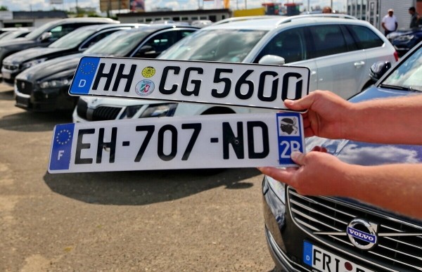 «Начинайте поиски не с машины, а с льготника!» Что ещё можно купить в Европе при бюджете от 15 до 25 тысяч долларов?