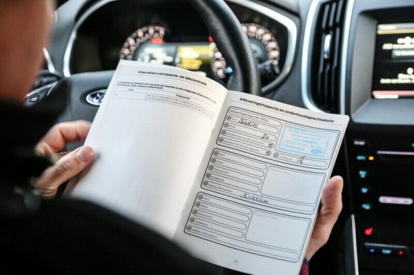 «Начинайте поиски не с машины, а с льготника!» Что ещё можно купить в Европе при бюджете от 15 до 25 тысяч долларов?