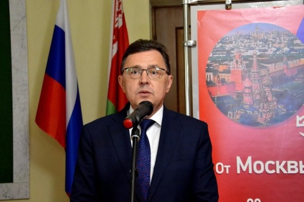 В Бресте открылась художественная выставка «От Москвы до Бреста»