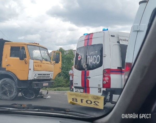 
                Читатель: В Бресте на Речица женщина попала под машину
            
