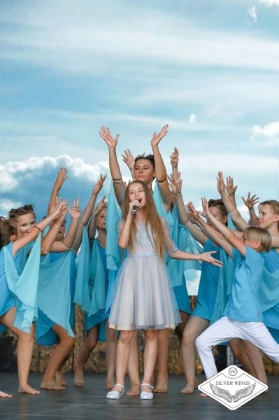 Модельно-хореографическое агентство «Серебряные крылья» приглашает детей и подростков на обучение в Бресте. Хореография, актерское мастерство, визаж, этикет и многое другое Модельно-хореографическое агентство «Серебряные крылья» приглашает детей и подростков на обучение в Бресте. Хореография, актерское мастерство, визаж, этикет и многое другое