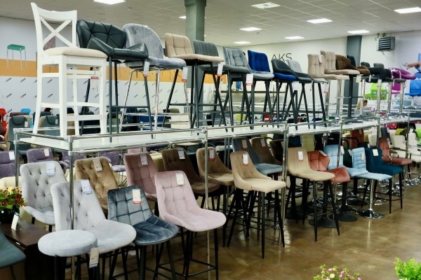 Выгодные акции и беспроцентная рассрочка в дискаунтере мебели «АксХоум» на Вычулках. Столы и стулья для кухни, мягкие кресла, офисная мебель, декор и другое Выгодные акции и беспроцентная рассрочка в дискаунтере мебели «АксХоум» на Вычулках. Столы и стулья для кухни, мягкие кресла, офисная мебель, декор и другое