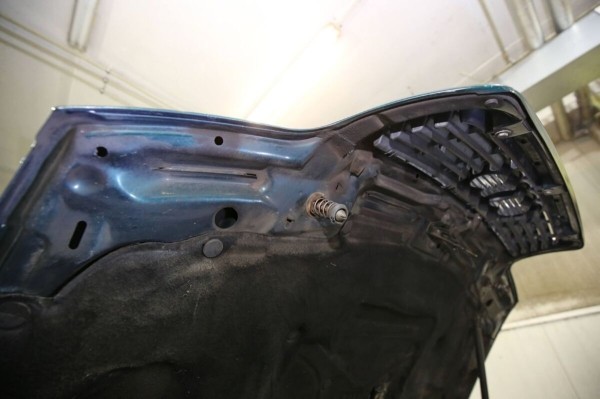 «Дедушка никого к машине не подпускал». История Audi A6 (С4), которая в семье белорусов уже 15 лет «Дедушка никого к машине не подпускал». История Audi A6 (С4), которая в семье белорусов уже 15 лет