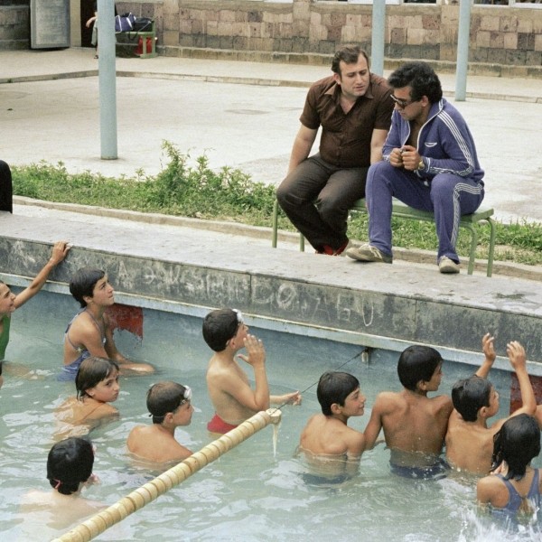 Спас людей из тонущего троллейбуса ценой карьеры. История советского пловца-супергероя