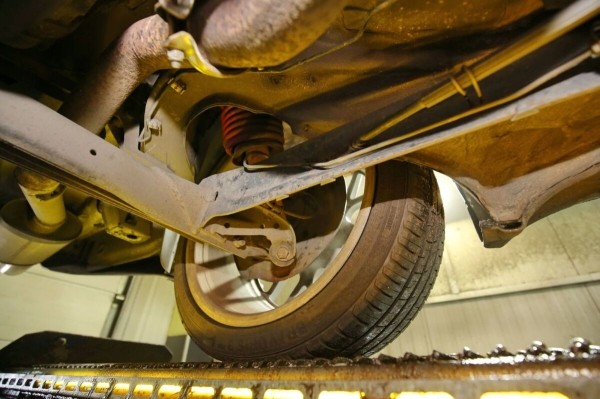 «Дедушка никого к машине не подпускал». История Audi A6 (С4), которая в семье белорусов уже 15 лет «Дедушка никого к машине не подпускал». История Audi A6 (С4), которая в семье белорусов уже 15 лет