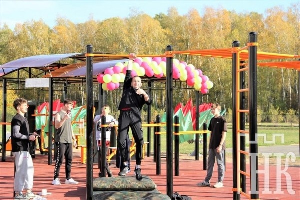 Воркаут-площадку открыли в Беловежском Воркаут-площадку открыли в Беловежском