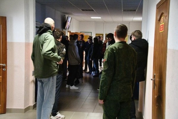 Как проходит призыв в военкоматах Беларуси Как проходит призыв в военкоматах Беларуси
