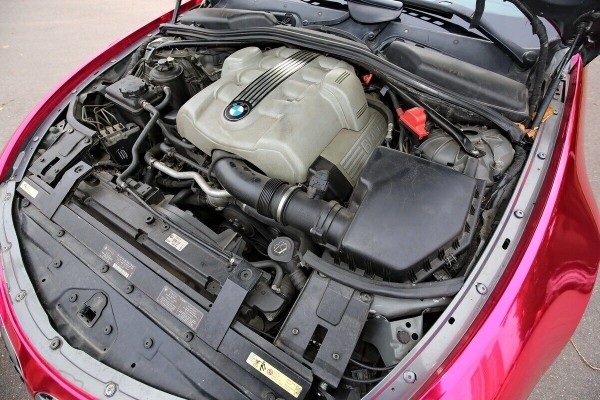 Минская «Барби» на розовом BMW 6-series: «Плёнка обошлась в $1 000, и я ждала её месяц»