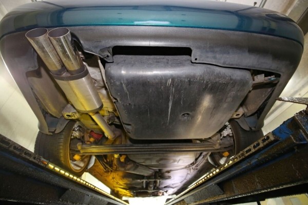 «Дедушка никого к машине не подпускал». История Audi A6 (С4), которая в семье белорусов уже 15 лет «Дедушка никого к машине не подпускал». История Audi A6 (С4), которая в семье белорусов уже 15 лет