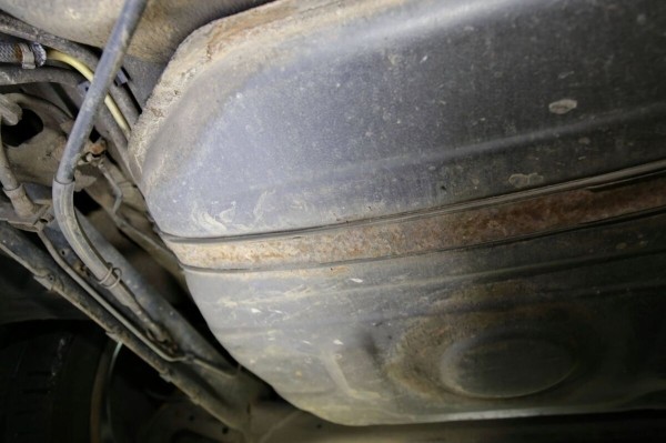 «Дедушка никого к машине не подпускал». История Audi A6 (С4), которая в семье белорусов уже 15 лет «Дедушка никого к машине не подпускал». История Audi A6 (С4), которая в семье белорусов уже 15 лет