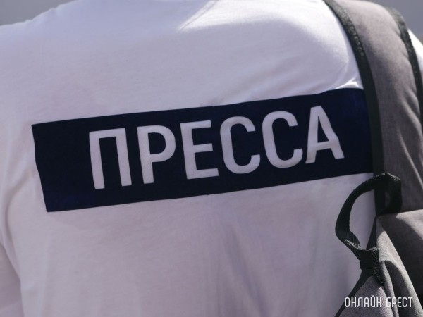 Как живет тележурналист с зарплатой в 2000 рублей? Как живет тележурналист с зарплатой в 2000 рублей?