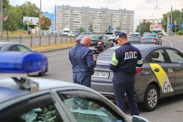 Что думают водители о камерах фотофиксации, которые ловят авто без техосмотра?