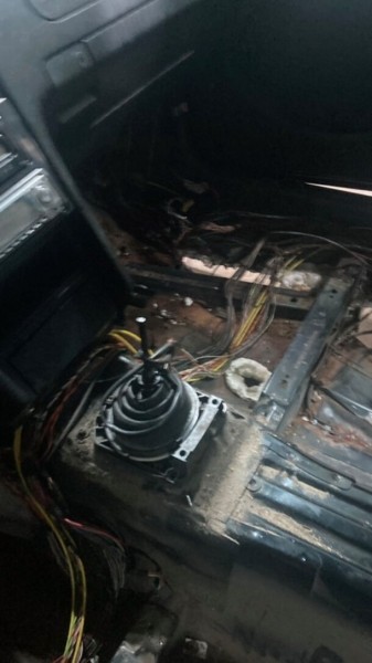 Житель Ивацевичей купил Mercedes-Benz за $2 000, а машина оказалась «трупом»