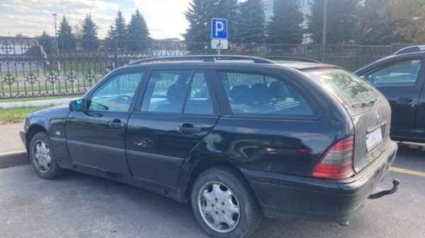 Житель Ивацевичей купил Mercedes-Benz за $2 000, а машина оказалась «трупом»