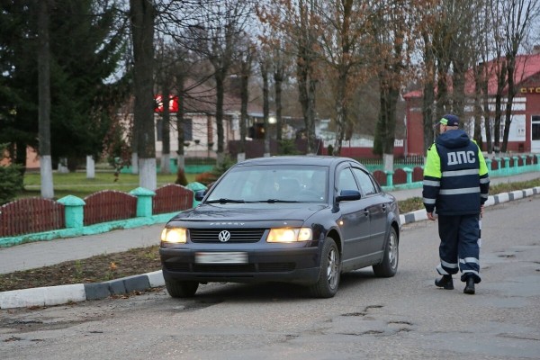 Что думают водители о камерах фотофиксации, которые ловят авто без техосмотра?