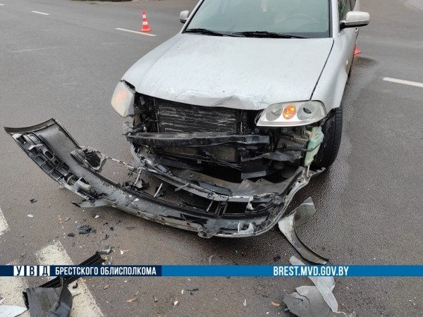 В Бресте утром произошло ДТП в участием такси. Кто виноват?