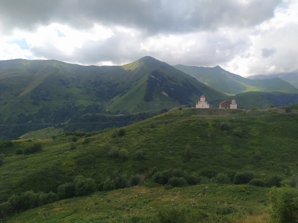 «Грузины заступались на дороге!» Пинчанин о путешествии в Грузию на Honda Сivic