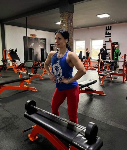 Девушка из Кобрина вошла в ТОП-5 Чемпионата Беларуси по бодибилдингу и заняла призовое место на «Кубке Железного льва»