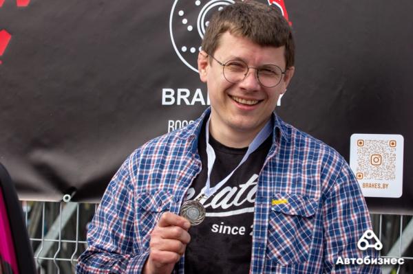 Белорусы «случайно» собрали самый быстрый Largus в мире