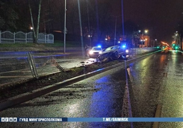 В Беларуси «бесправник» разбил Ford Mustang В Беларуси «бесправник» разбил Ford Mustang