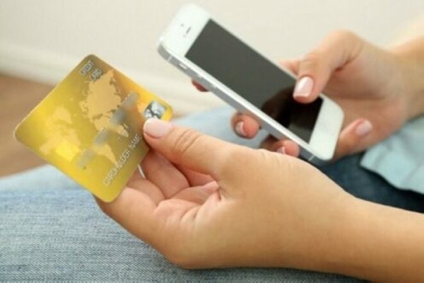 С помощью карты белоруски мошенники перевели 74 тысячи рублей. Она даже не знала об этом С помощью карты белоруски мошенники перевели 74 тысячи рублей. Она даже не знала об этом