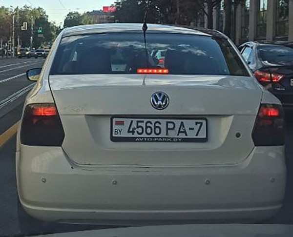 У вас номер отклеился. Странные метаморфозы с табличками У вас номер отклеился. Странные метаморфозы с табличками