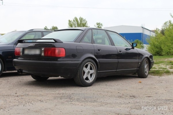 
                Читатель: Умели же делать! Эти машины выпущены в 80-х и до сих пор чувствуют себя хорошо!
            