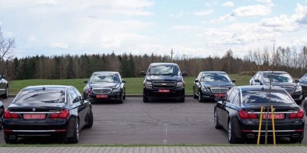 У вас номер отклеился. Странные метаморфозы с табличками У вас номер отклеился. Странные метаморфозы с табличками