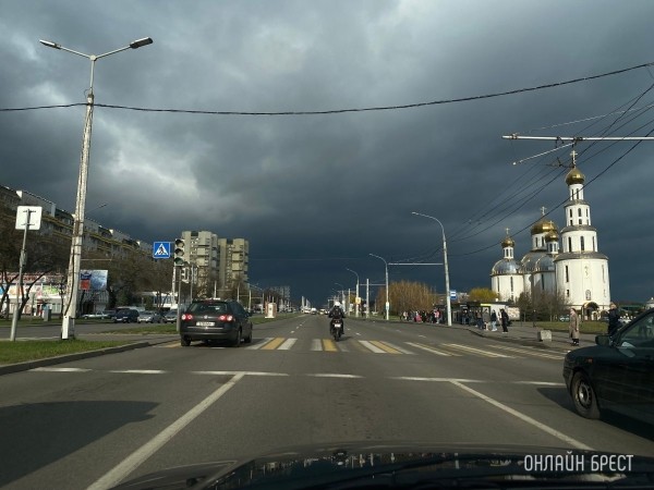 «Понадеялся на круиз-контроль и получил письмо счастья». За что водители получают штрафы?