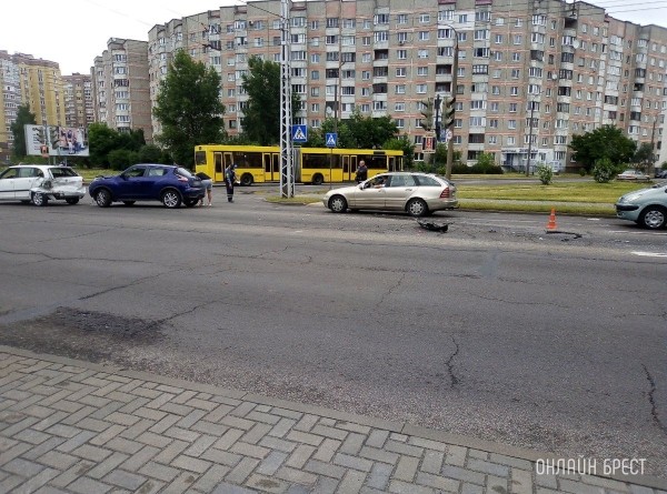 Читатель: В Бресте на ул. 28 Июля произошло ДТП
Читатель: В Бресте на ул. 28 Июля произошло ДТП