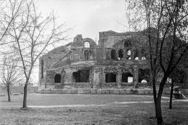
                Старые фотографии сделанные в Брестской крепости
            