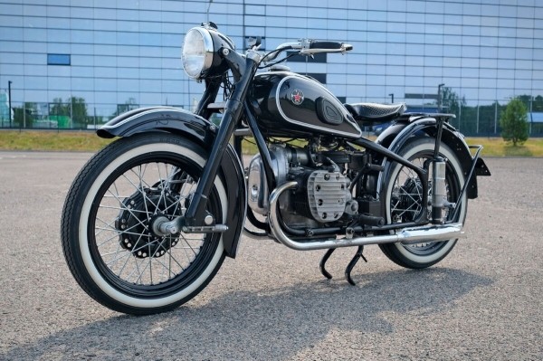 «Урал М-72», на который потратили $4 700. Белорус вдохнул жизнь в 68-летний советский байк