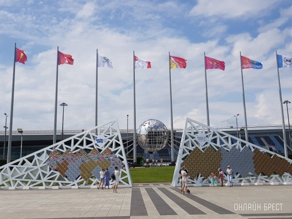 
                Читатель: Привет Бресту из Сочи!
            