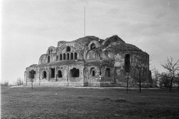 
                Старые фотографии сделанные в Брестской крепости
            