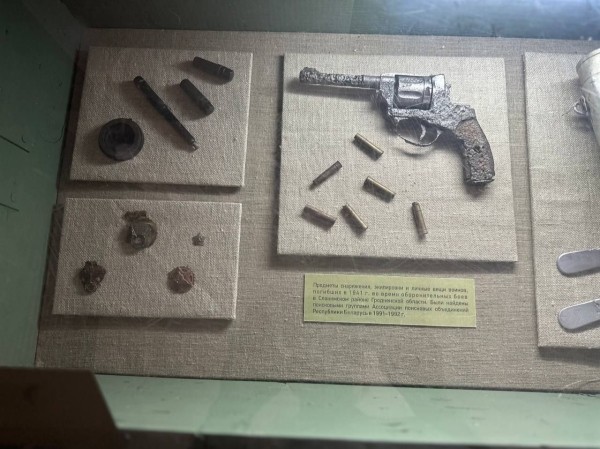 У кинотеатра «Беларусь» начала работу выездная передвижная экспозиция Белорусского государственного музея истории Великой Отечественной войны
У кинотеатра «Беларусь» начала работу выездная передвижная экспозиция Белорусского государственного музея истории Великой Отечественной войны