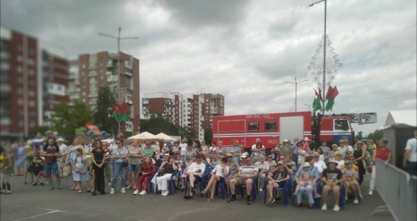 Брест отмечает День Независимости Брест отмечает День Независимости