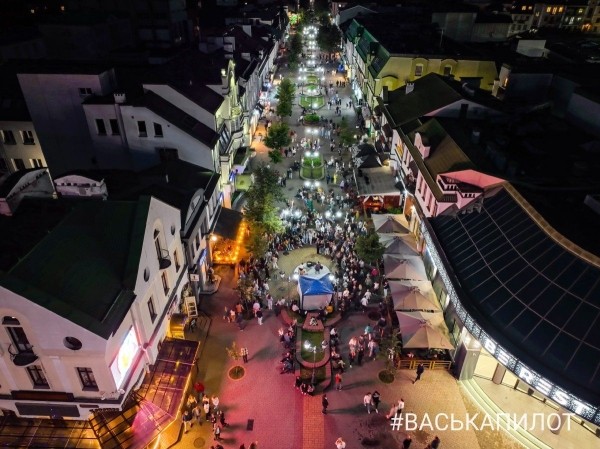 
                Было много людей! Так выглядела сегодня улица Советская в Бресте
            